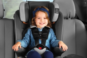 5 reglas básicas para que tus hijos viajen seguros en coche