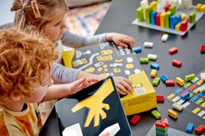LEGO presenta Braille Bricks en español: Una nueva forma de aprender y jugar