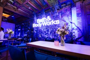Bath &amp; Body Works celebra una década de fragancias y experiencias en México