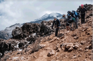 Cimas de la Esperanza: Superar el Cáncer y Conquistar el Huayna Potosí a 6090 msnm