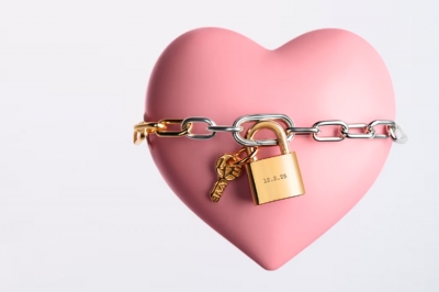 Pandora celebra el amor auténtico con su campaña &#039;Be Love&#039; este San Valentín