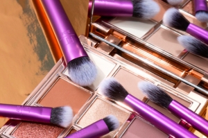 Crea los mejores looks para este mes del amor con Real Techniques