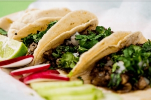 México celebra el Día del Taco: icónico de la gastronomía y lengua mexicana