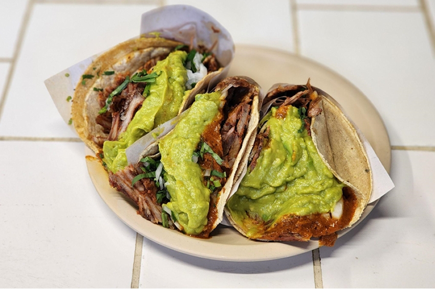¡Doble Sabor, Doble Fiesta! 2x1 en El Compita Taquería por el Día del Taco